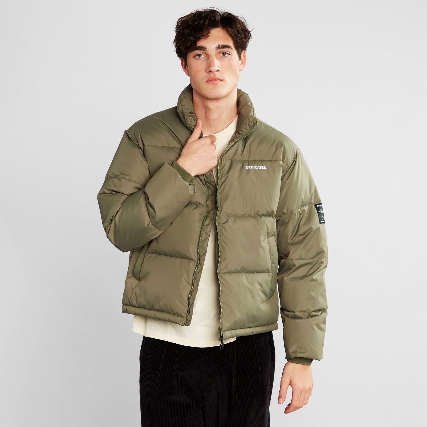 short puffer jacket sorsele, leaf green - dedicated